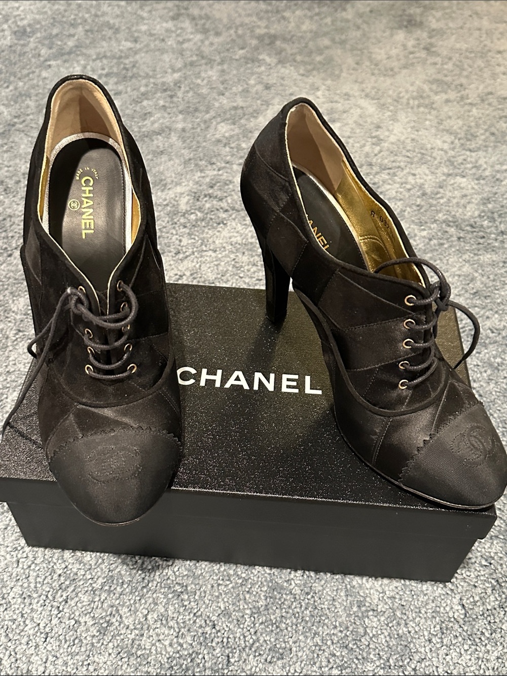 ❤️ Chanel CC Suede And Satin Booties-RARE. Size 8.5-9